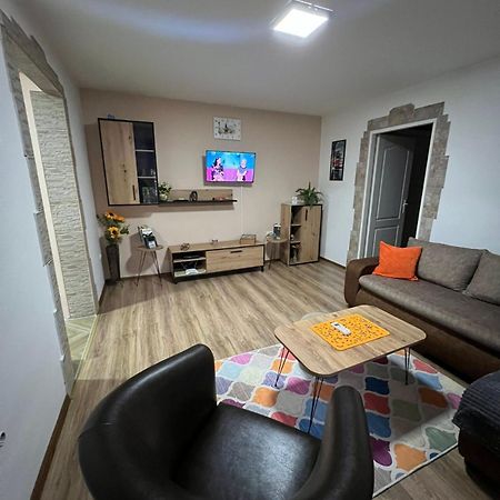 Apartman Su Libero Appartement Subotica Buitenkant foto