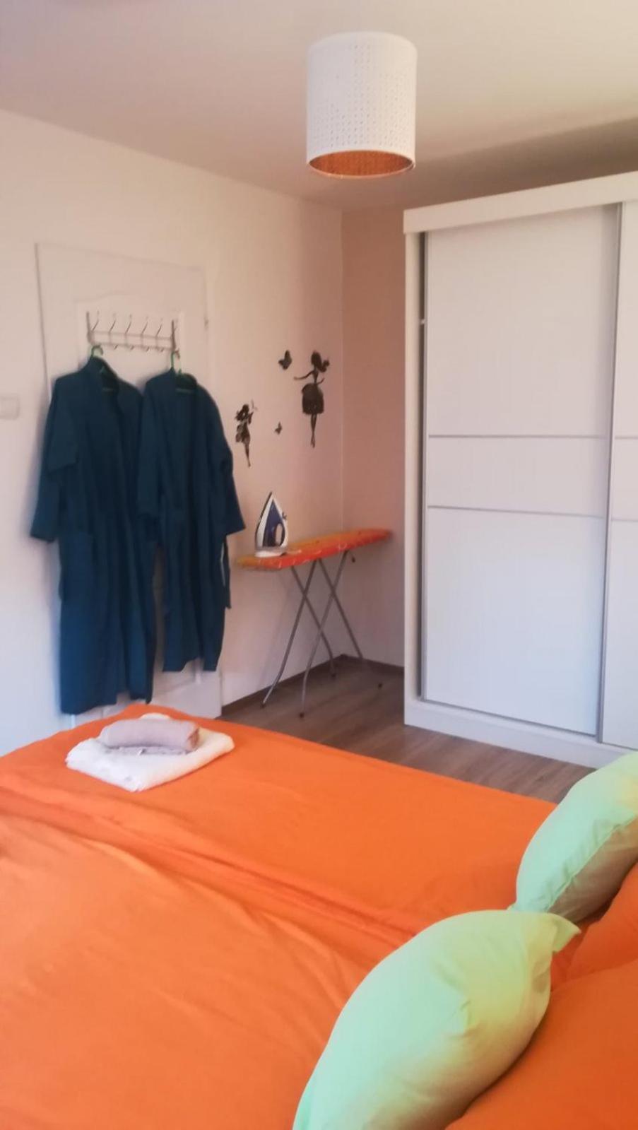 Apartman Su Libero Appartement Subotica Buitenkant foto